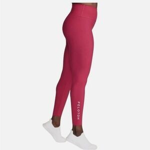 Pelaton High Waisted Reversible Red Cheetah Leggings, S